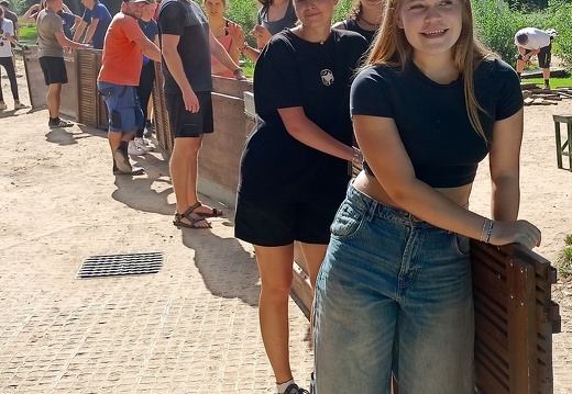 Bourání a festival Pokušení