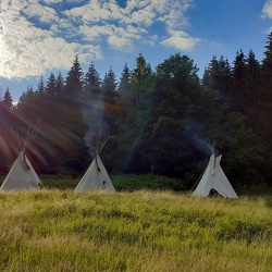Tuaregové: táboření v teepee 