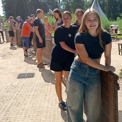 Bourání a festival Pokušení